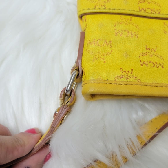100% Authentic MCM small crossbody bag - Picture 4 of 12